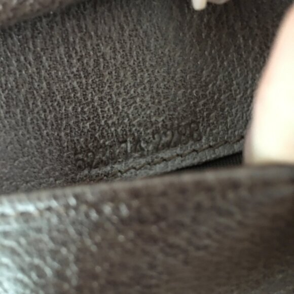 GUCCI GG Supreme Ophida Wallet - Picture 8 of 8